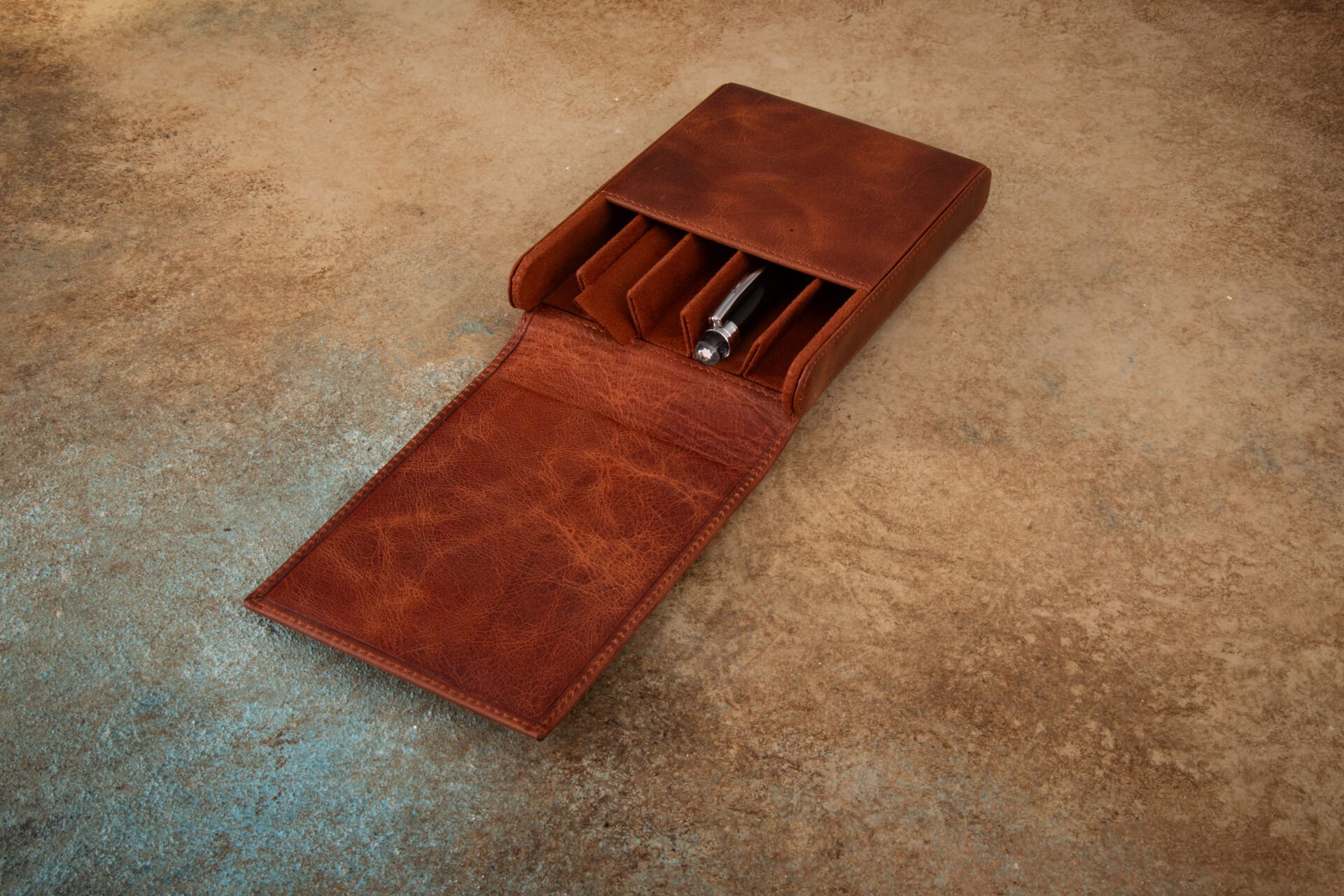 KRIC 5 Lİ DERİ KALEMLİK - TABA